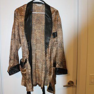 Satiny Smoking Jacket Robe Men's size M 38-40 Vintage Retro RARE